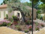 AIX EN PROVENCE quartier VIP villa plain pied 200 m2 sur 5000 m2 de terrain vue d�gag�e calme absolu