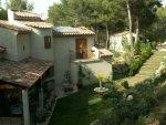 Ventabren  villa 220 m2 sur 5500 m2  5-6 pi�ces