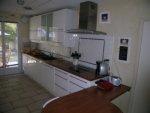 Lambesc, 2mn du CV, villa 165m� sur 730m� de terrain.