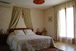 Lambesc, villa 230m� sur 1 hectare, au calme total