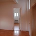 A LOUER � l'ann�e � CABOURG, grand T2 dans villa Normande Typique. Grand S�jour, cuisine �quip�e, une chambre,