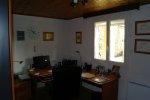 A Coudoux, villa 150 m� sur terrain arbor� avec piscine .