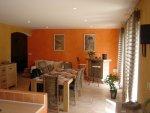 A P�lissanne sur un terrain de 1200 m2 , tr�s belle villa avec de beaux volumes et de belles prestations !