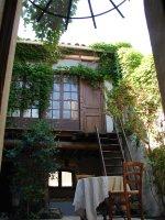 SUPERBE MAISON DE VILLAGE A LA ROQUE D'ANTHERON