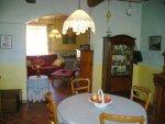  Lambesc, exclu, MdV T4 145m�, terrasse, cour, garage et remise.