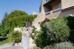 A 20 minutes d'Aix en provence , quartier residentiel , vue imprenable , villa de prestige !!