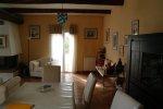 Velaux , belle maison de 166 m�, piscine chauf�e, studio independant.....