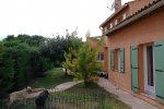 Velaux , belle maison de 166 m�, piscine chauf�e, studio independant.....