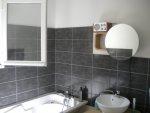 A Lan�on belle villa de 149 m2 sur un terrain de 800 m2 avec piscine 
